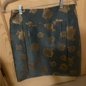 Ann Taylor Gold Floral Mini Skirt 4 pencil
